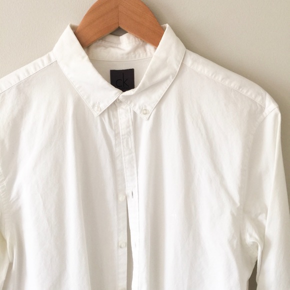 Calvin Klein | Slim Fit White Button Down - Picture 2 of 6